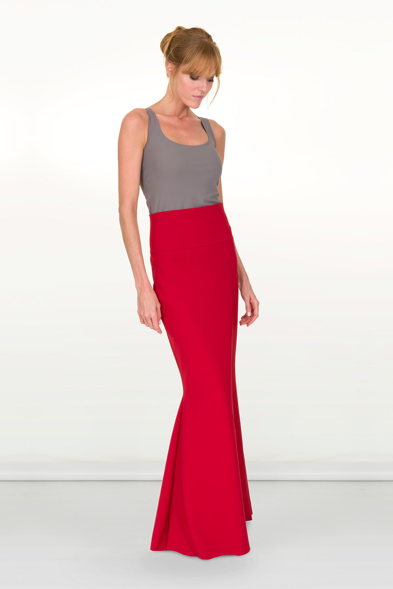 Amata Comfortably Sculpting Long Skirt